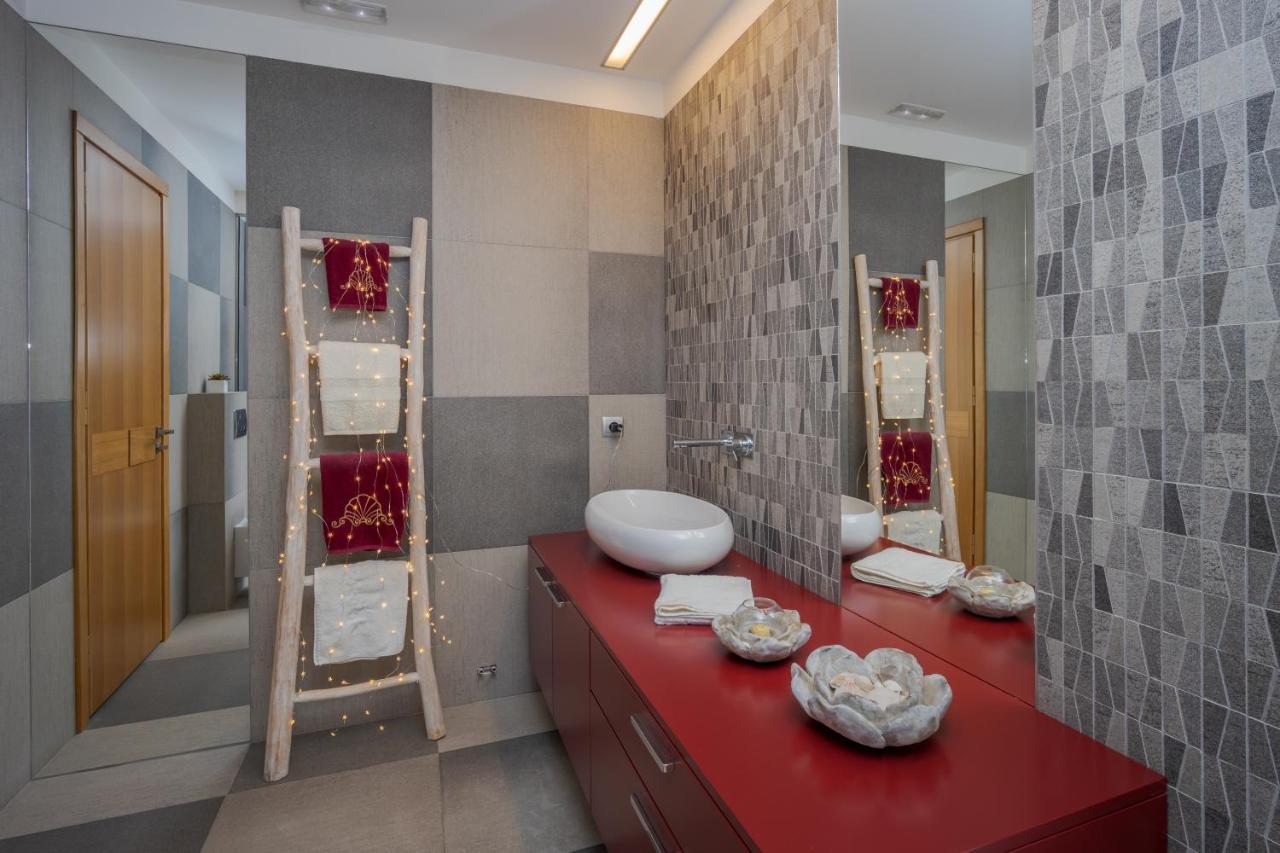 Апартаменты Artemis Luxury Penthouse By Estia Ираклион Экстерьер фото